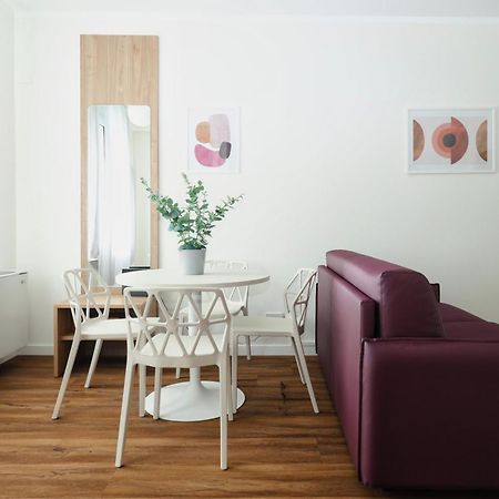 Joivy Charming Flats In The Heart Of Porta Nuova Apartment Милано Екстериор снимка